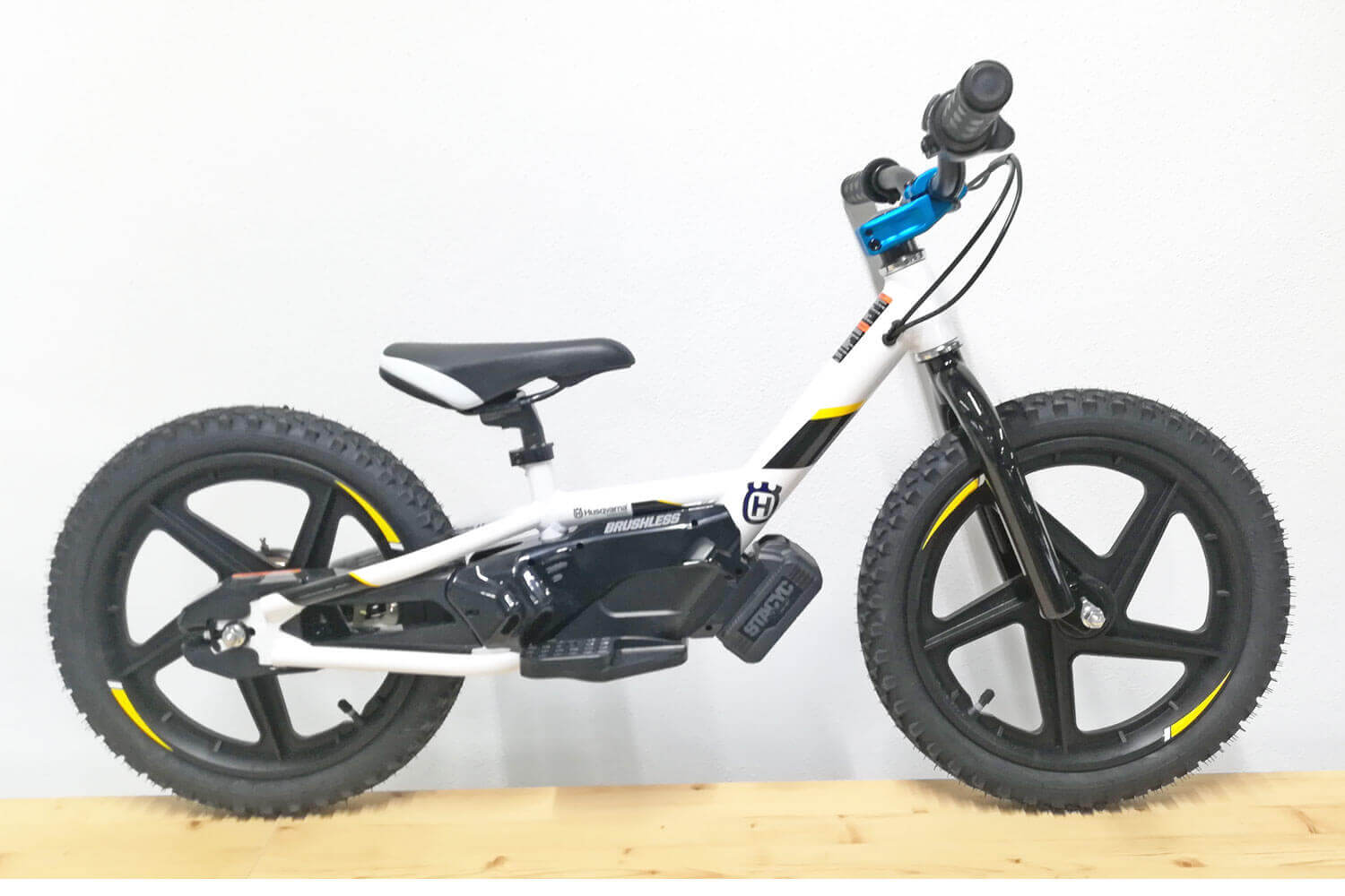 Husqvarna 16e Drive Kinder E-Laufrad  