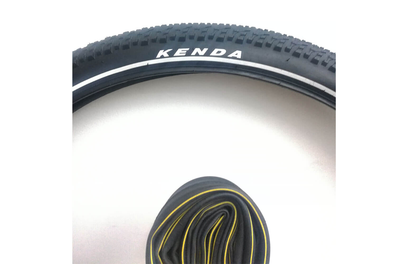 Kenda Fahrradreifen 29 Zoll + Schlauch  