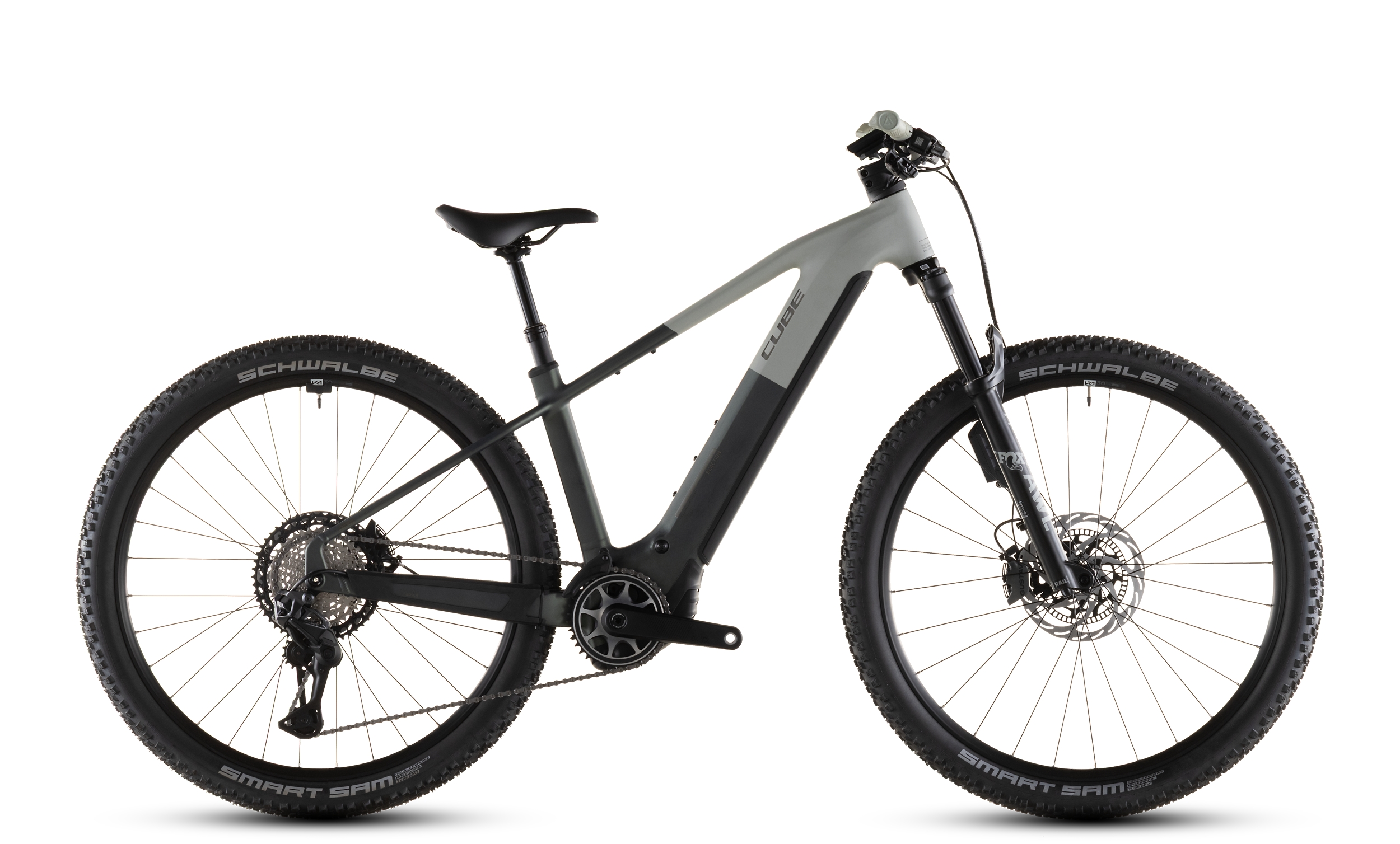 Cube Reaction Hybrid SLT 800 2026  