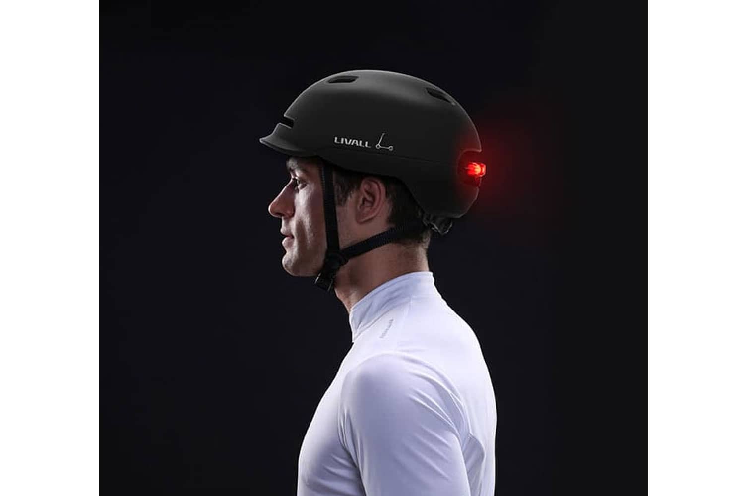 Livall C20 Fahrradhelm mit Bremslicht  